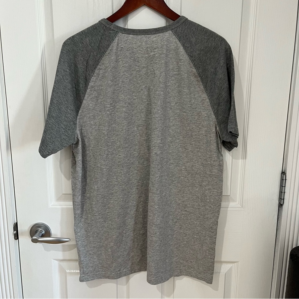 American Eagle Outfitters Men's Gray T-Shirt size XL - Picture 5 of 8
